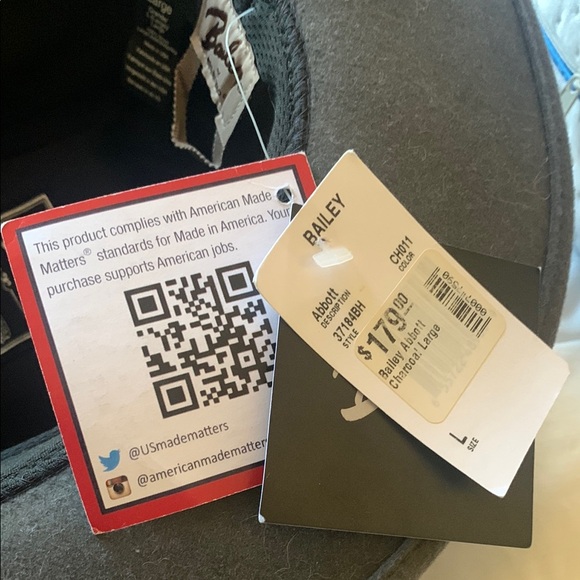 Grey Feather Accent Hat - Picture 5 of 5